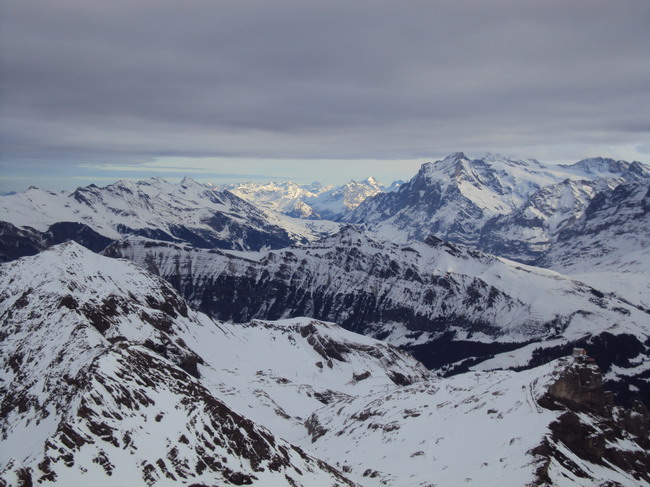 观景台及旋转餐厅内所拍四周雪山 (54)_调整大小.JPG