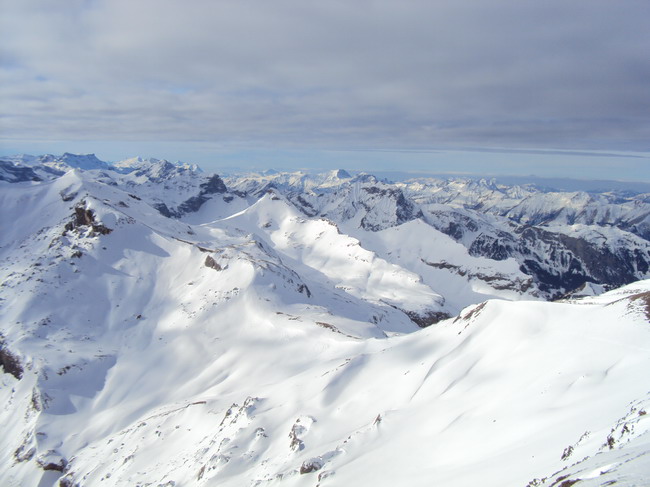 观景台及旋转餐厅内所拍四周雪山 (115)_调整大小.JPG