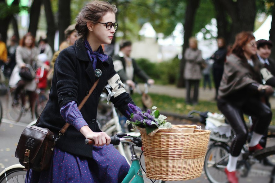 莫斯科刮来复古骑行风潮 Tweed Ride MOSCOW-=_副本.jpg