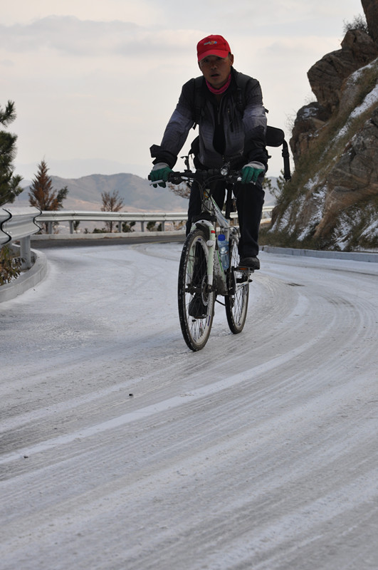 雪地骑行6.jpg