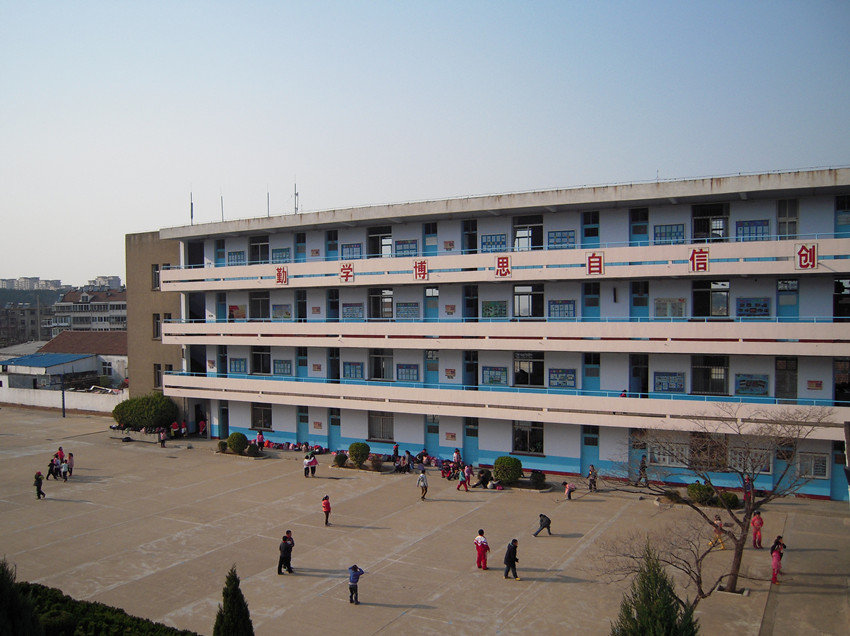 新石路小学pm.jpg